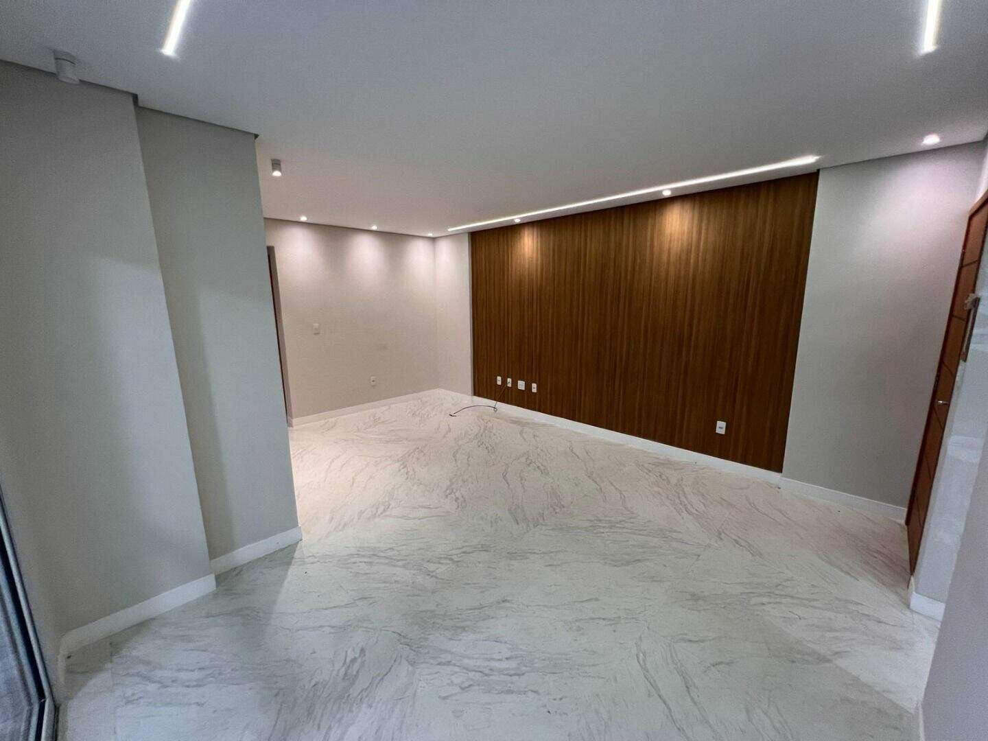 Apartamento à venda no Canto do Forte: 