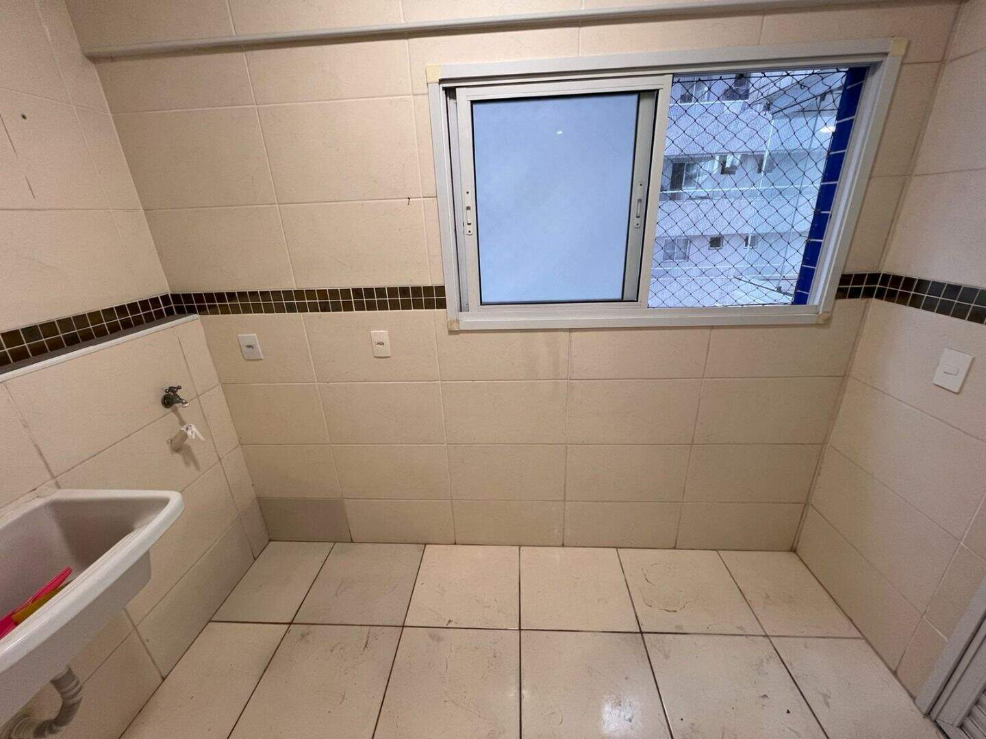 Apartamento à venda no Canto do Forte: 