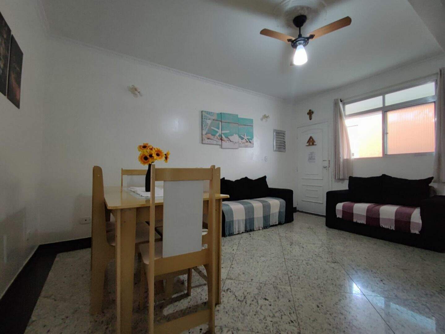Apartamento à venda no Canto do Forte: 