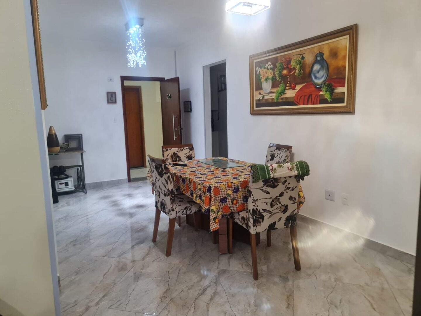 Apartamento à venda no Tupi: 
