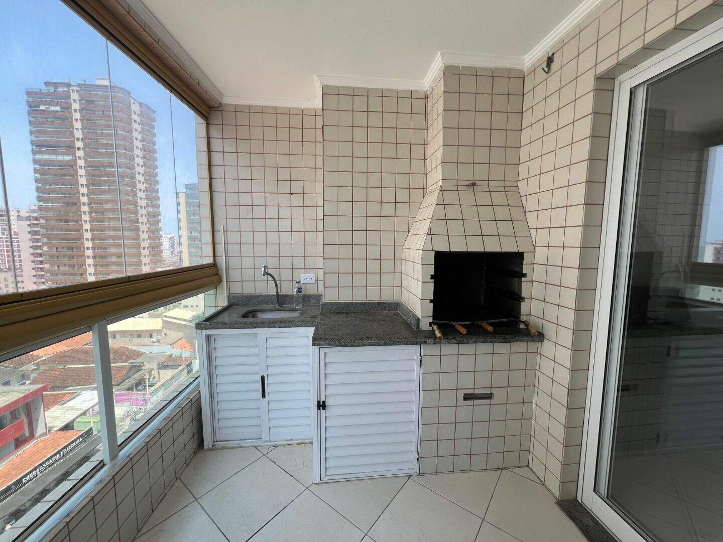 Apartamento à venda no Tupi: 