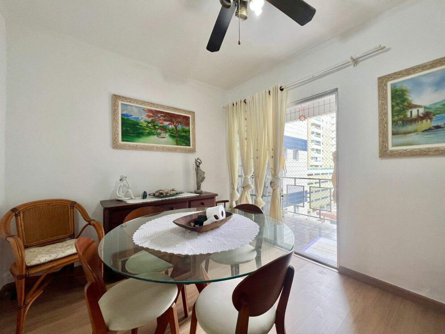 Apartamento à venda no Canto do Forte: 