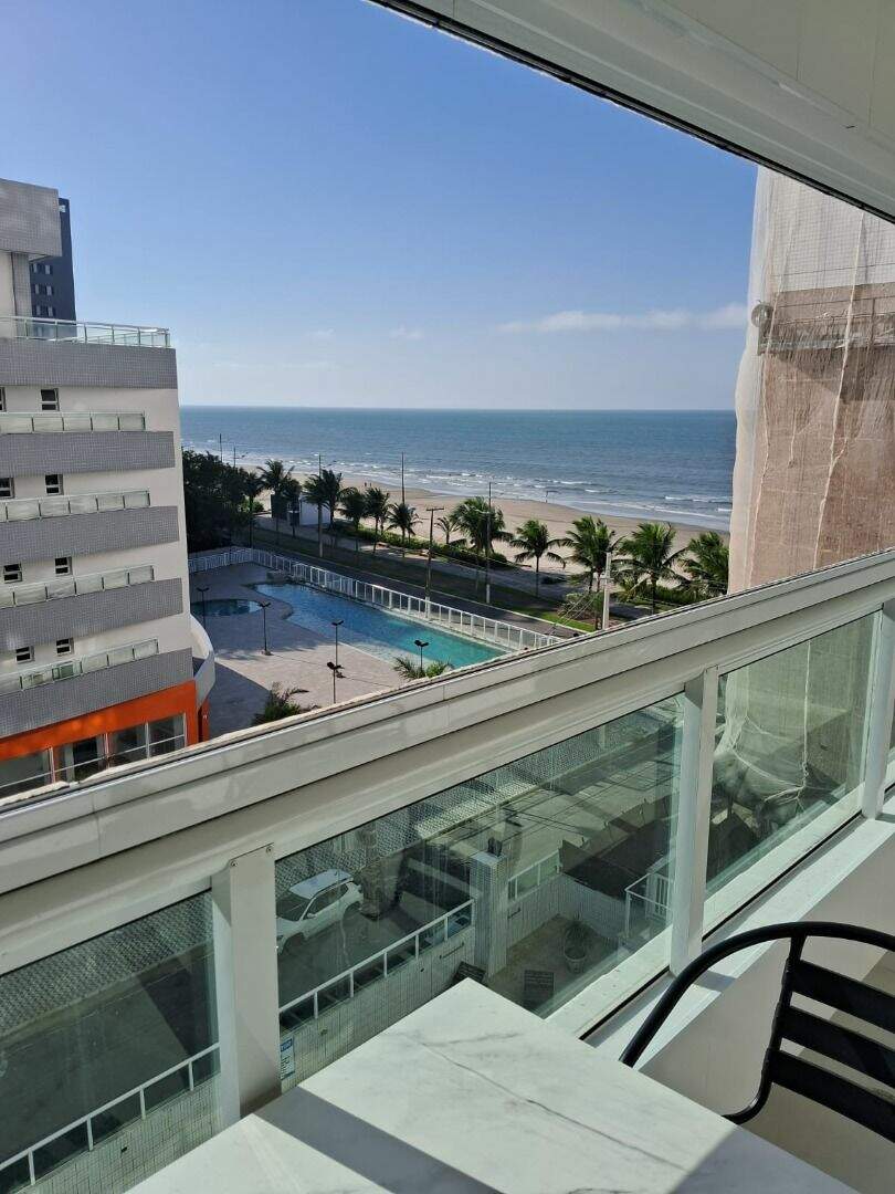 Apartamento à venda no Solemar: 