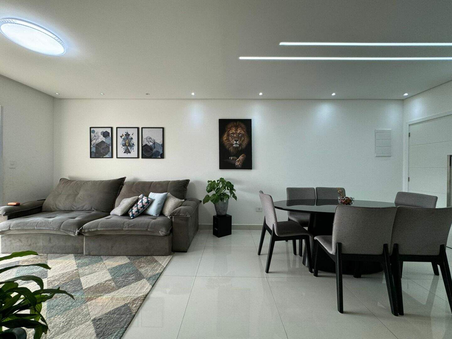 Apartamento à venda no Canto do Forte: 