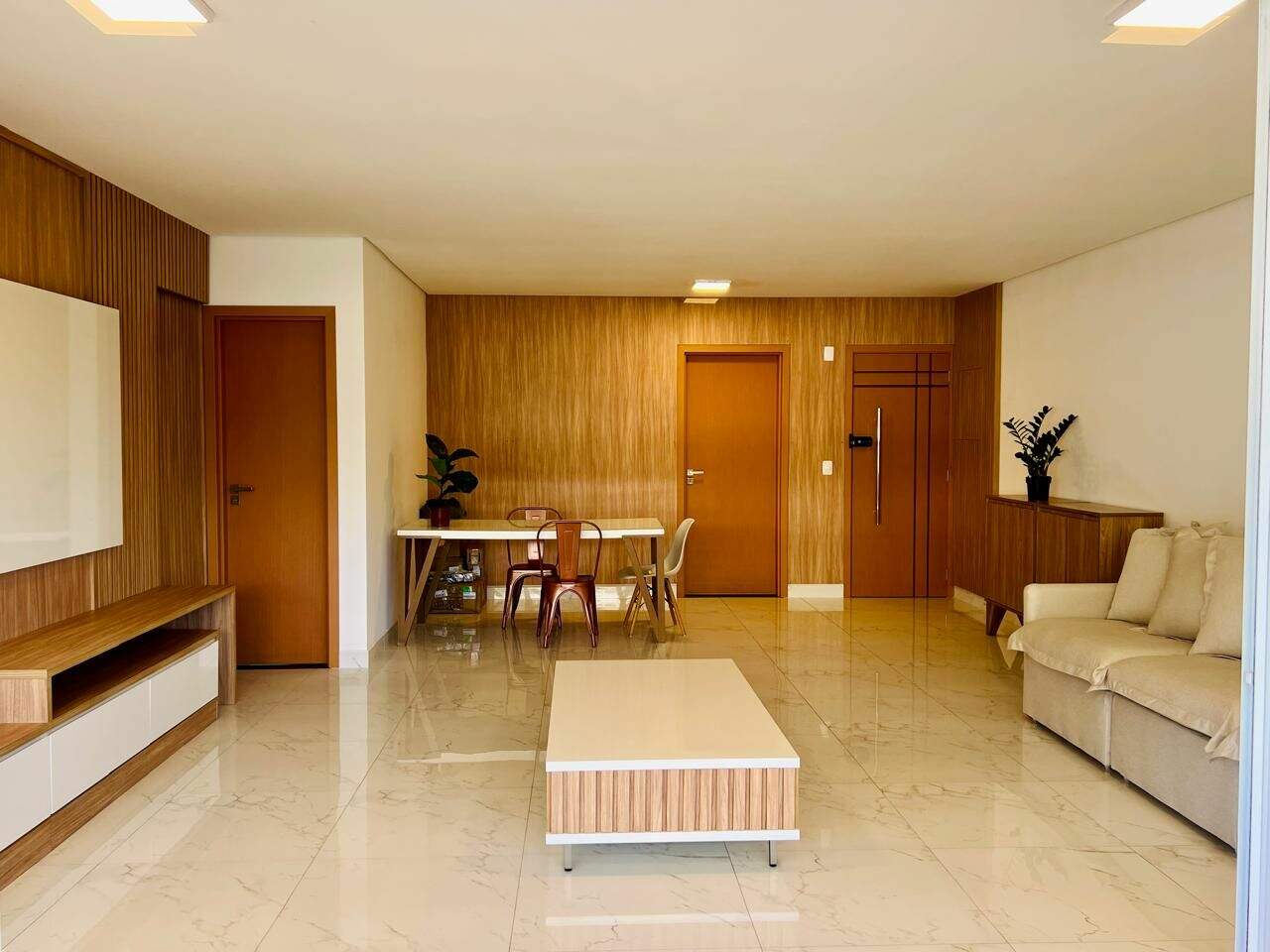 Apartamento à venda no Canto do Forte: 