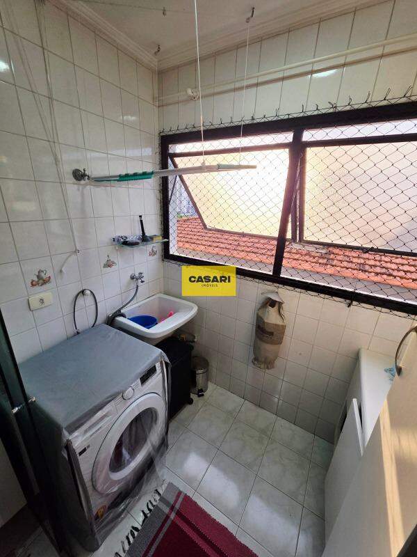 Apartamento para para aluguel no bairro Baeta Neves, São Bernardo do Campo - Casari Imóveis: 