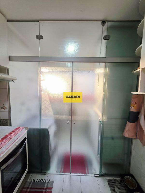 Apartamento para para aluguel no bairro Baeta Neves, São Bernardo do Campo - Casari Imóveis: 