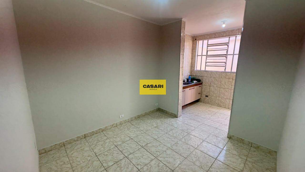 Casa para para aluguel no bairro Jardim Saracantan, São Bernardo do Campo - Casari Imóveis: 