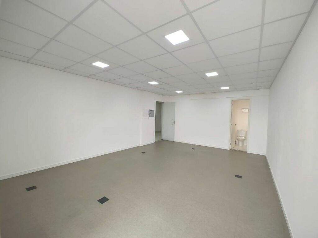 Sala para para aluguel no bairro Rudge Ramos, São Bernardo do Campo - Casari Imóveis: 