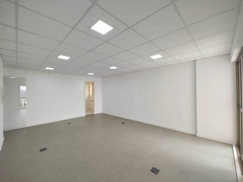 Sala para para aluguel no bairro Rudge Ramos, São Bernardo do Campo - Casari Imóveis: 