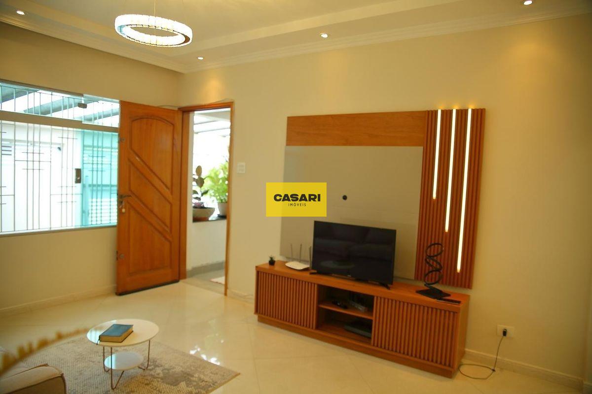 Casa para à venda no bairro Baeta Neves, São Bernardo do Campo - Casari Imóveis: 