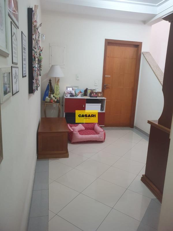 Sobrado para à venda no bairro Jardim Hollywood, São Bernardo do Campo - Casari Imóveis: 