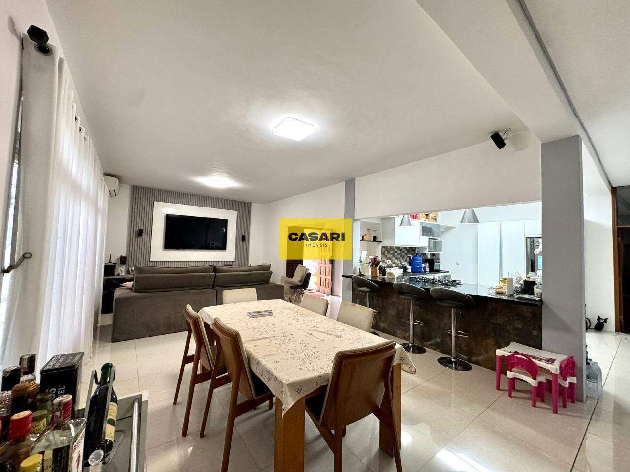 Casa para à venda no bairro Rudge Ramos, São Bernardo do Campo - Casari Imóveis: 