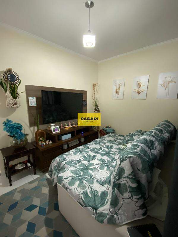 Casa para à venda no bairro Taboão, São Bernardo do Campo - Casari Imóveis: 