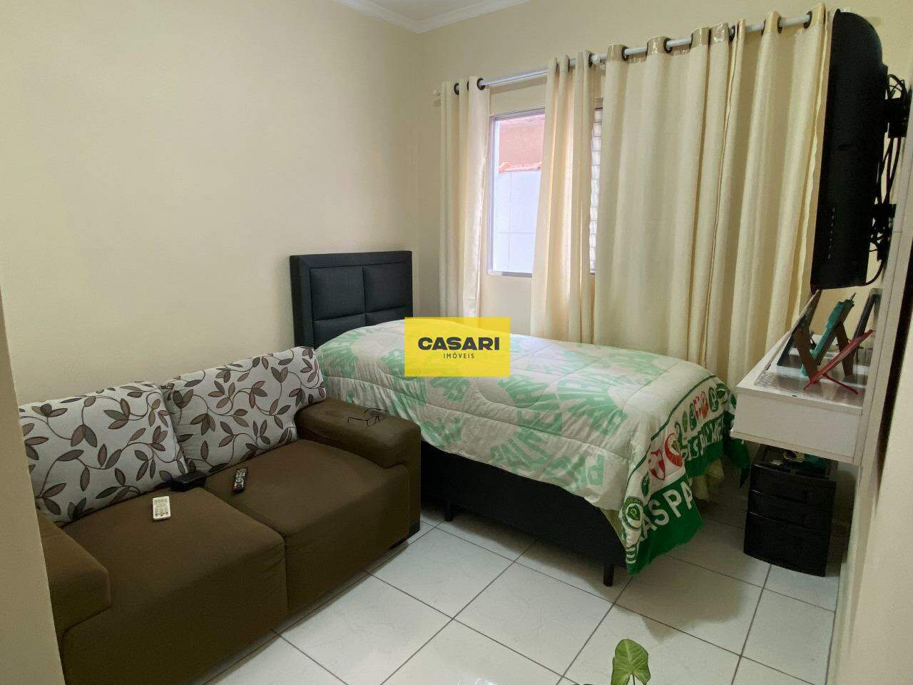 Casa para à venda no bairro Taboão, São Bernardo do Campo - Casari Imóveis: 