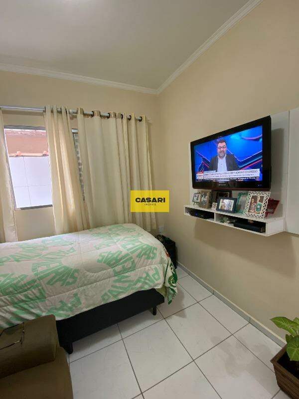 Casa para à venda no bairro Taboão, São Bernardo do Campo - Casari Imóveis: 