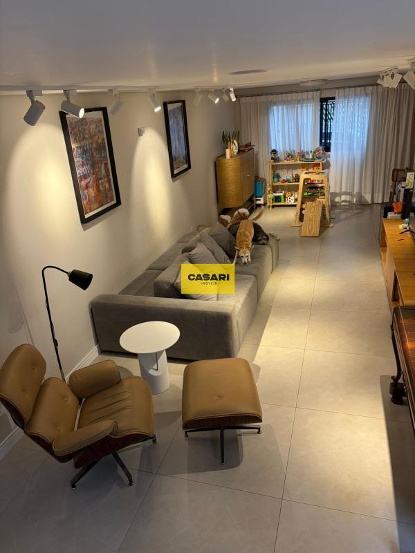 Sobrado para à venda no bairro Anchieta, São Bernardo do Campo - Casari Imóveis: 