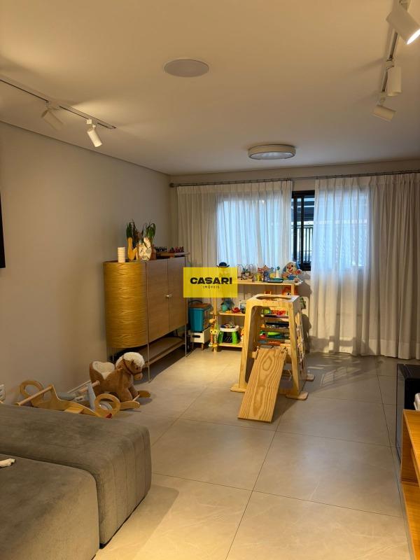 Sobrado para à venda no bairro Anchieta, São Bernardo do Campo - Casari Imóveis: 