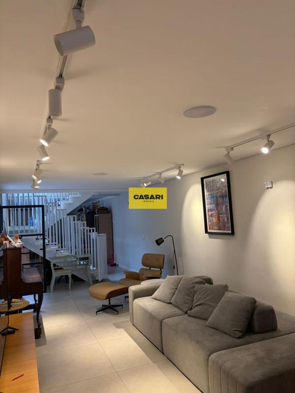 Sobrado para à venda no bairro Anchieta, São Bernardo do Campo - Casari Imóveis: 