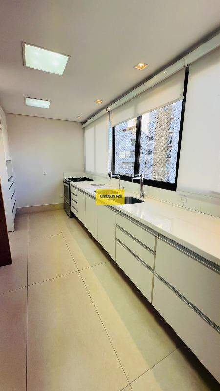 Apartamento para à venda no bairro Jardim do Mar, São Bernardo do Campo - Casari Imóveis: cozinha