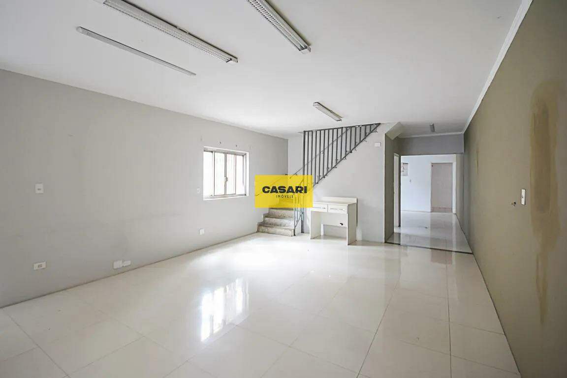 Casa para para aluguel no bairro Jardim do Mar, São Bernardo do Campo - Casari Imóveis: 