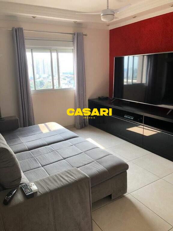 Apartamento para à venda no bairro Nova Petrópolis, São Bernardo do Campo - Casari Imóveis: 