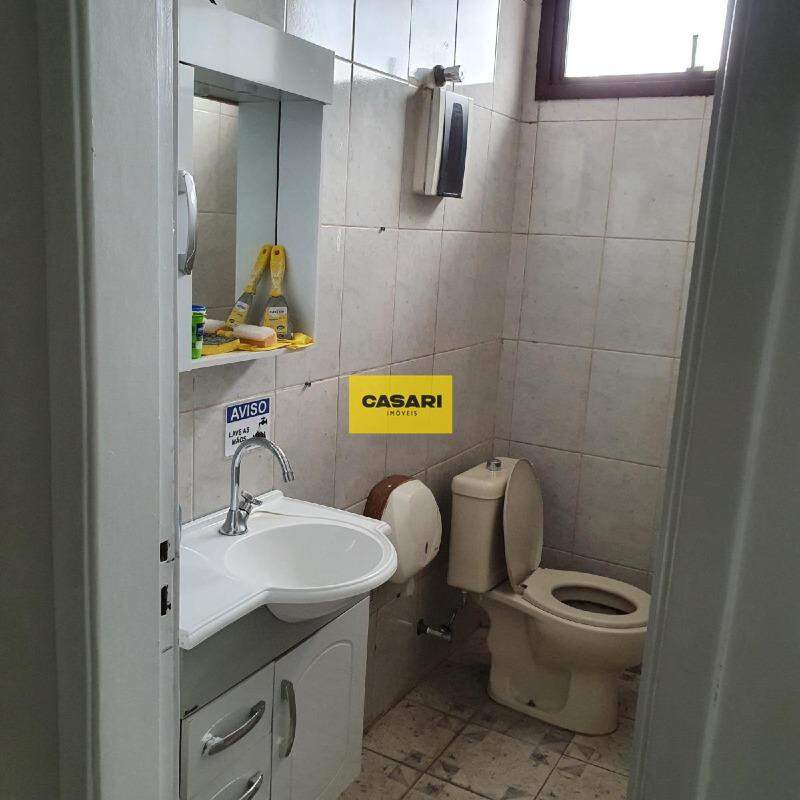 Sala à venda no Centro: 