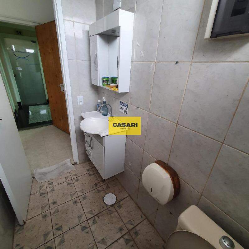 Sala à venda no Centro: 