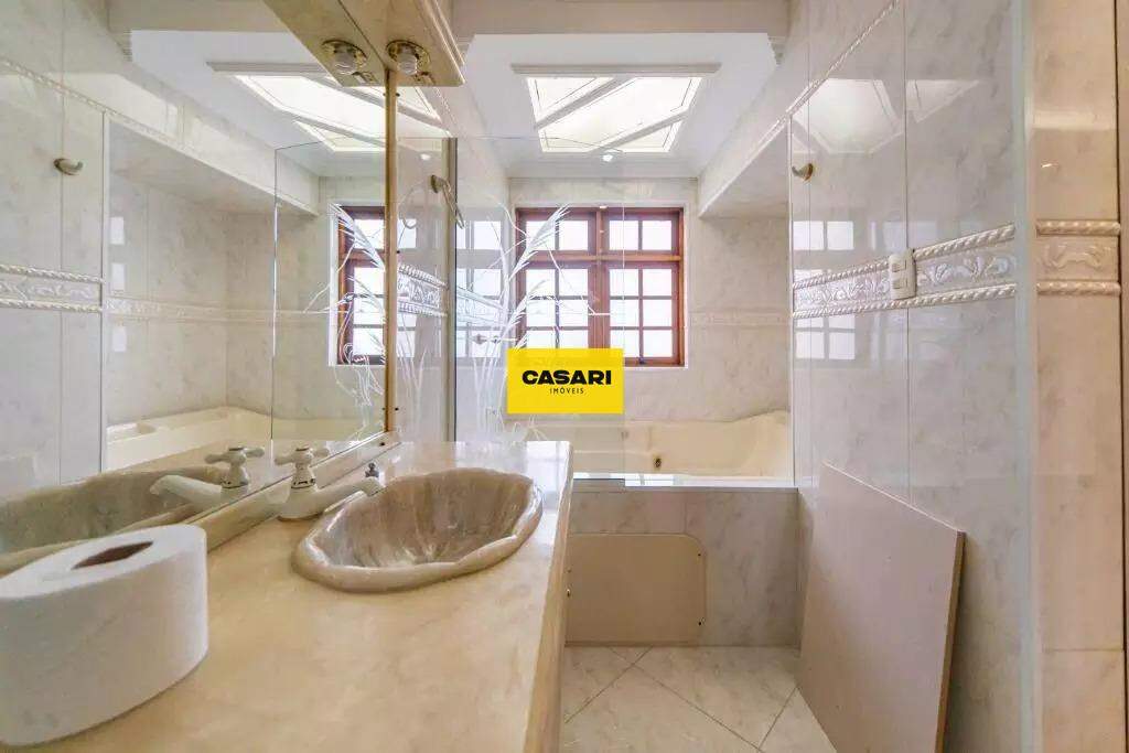 Sobrado para à venda no bairro Jardim do Mar, São Bernardo do Campo - Casari Imóveis: 
