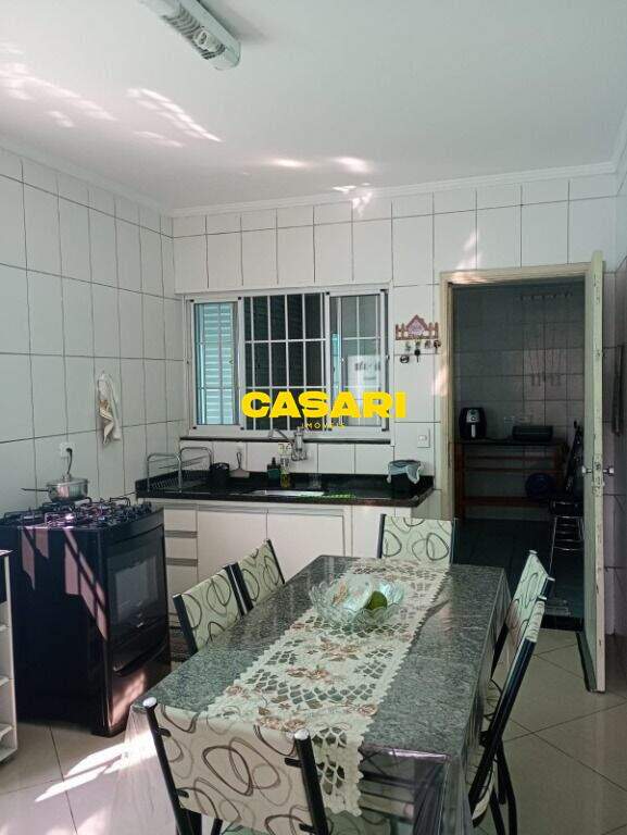 Sobrado para à venda no bairro Planalto, São Bernardo do Campo - Casari Imóveis: 