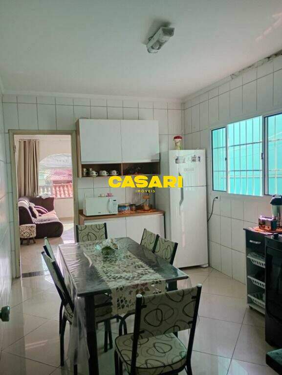 Sobrado para à venda no bairro Planalto, São Bernardo do Campo - Casari Imóveis: 