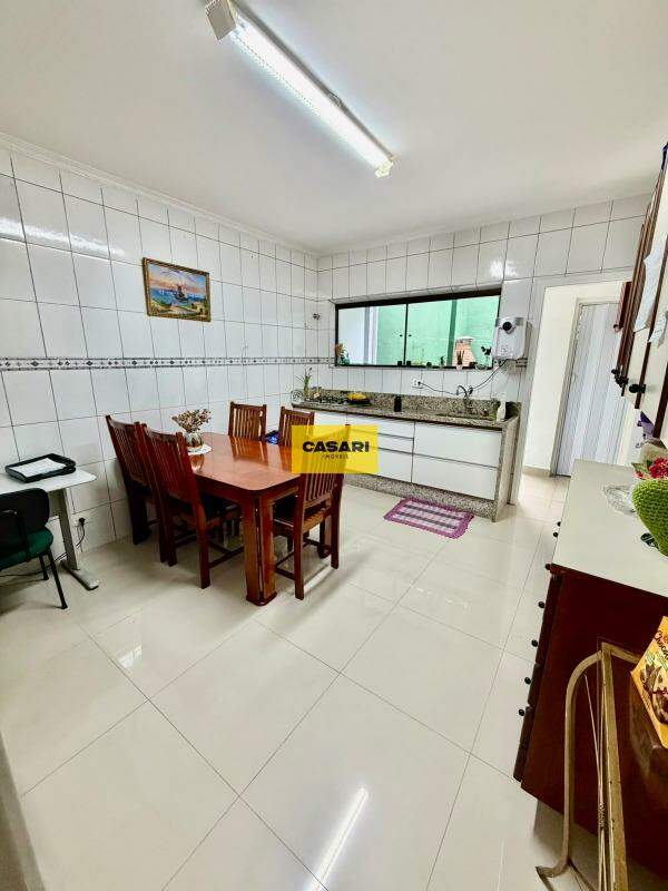 Sobrado à venda com 2 quartos quartos e 105,3 m² no bairro Planalto, São Bernardo do Campo - Casari Imóveis: 