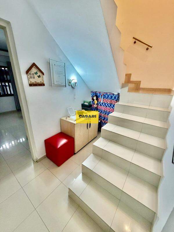 Sobrado à venda com 2 quartos quartos e 105,3 m² no bairro Planalto, São Bernardo do Campo - Casari Imóveis: 