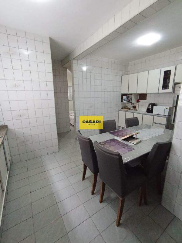 Sobrado para à venda no bairro Montanhão, São Bernardo do Campo - Casari Imóveis: 