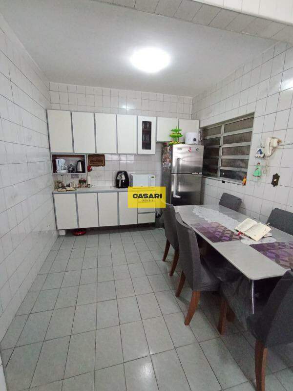 Sobrado para à venda no bairro Montanhão, São Bernardo do Campo - Casari Imóveis: 