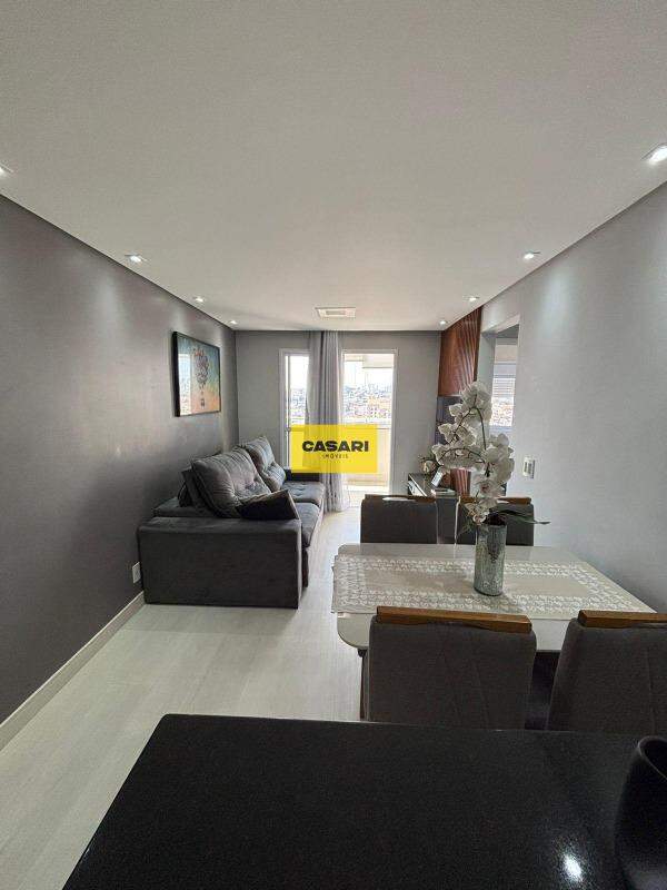 Apartamento para à venda no bairro Baeta Neves, São Bernardo do Campo - Casari Imóveis: 