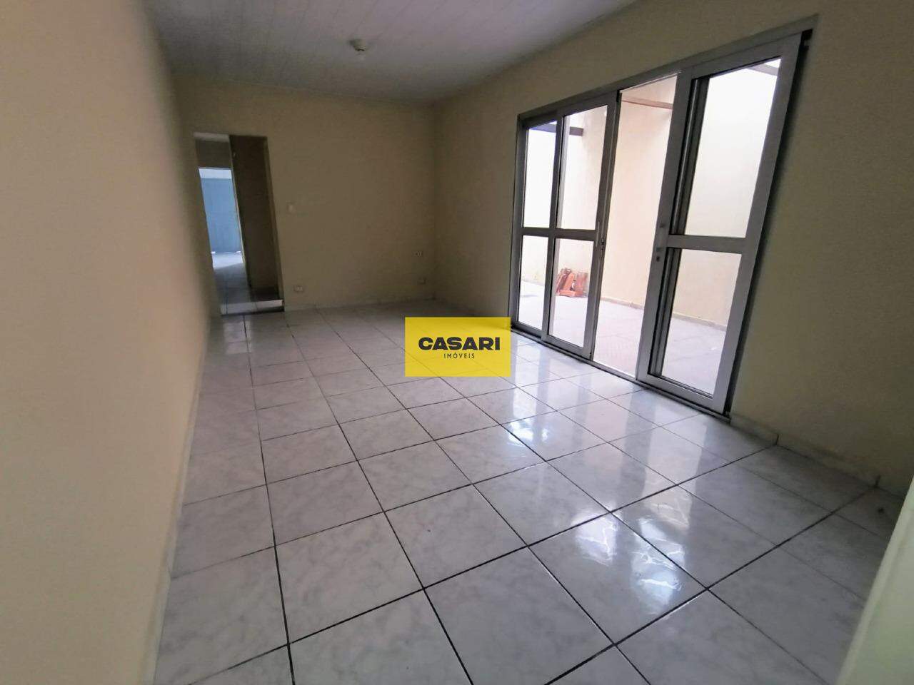 Casa para à venda no bairro Alves Dias, São Bernardo do Campo - Casari Imóveis: 