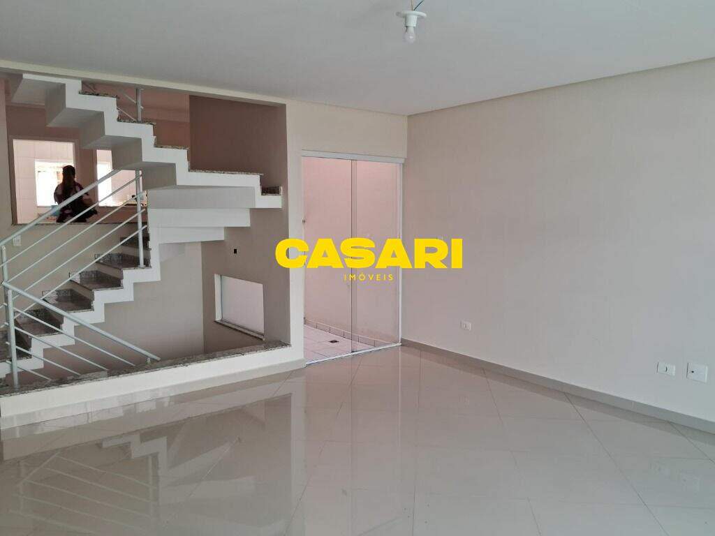 Sobrado para à venda no bairro Baeta Neves, São Bernardo do Campo - Casari Imóveis: 