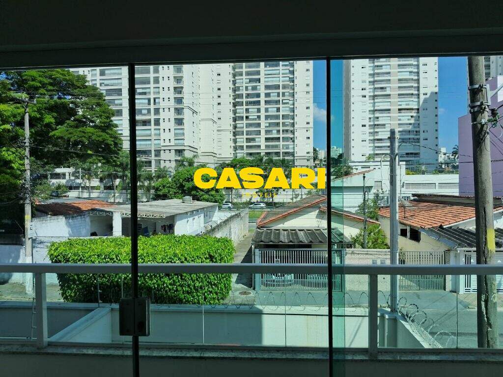 Sobrado para à venda no bairro Baeta Neves, São Bernardo do Campo - Casari Imóveis: 