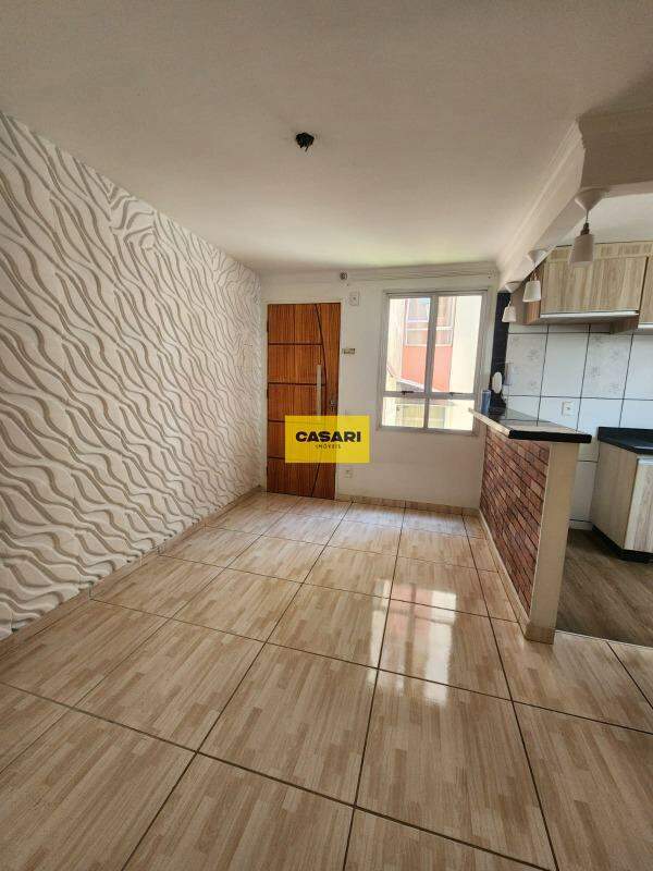 Apartamento à venda no Santa Terezinha: 