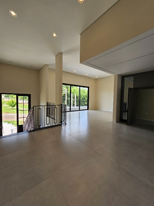 Casa para à venda no bairro Flora Ville, São Bernardo do Campo - Casari Imóveis: 