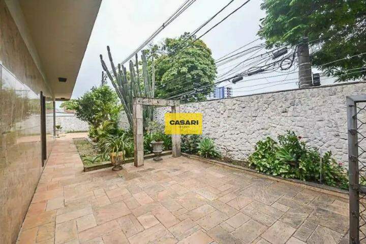 Casa para para aluguel no bairro Jardim do Mar, São Bernardo do Campo - Casari Imóveis: 