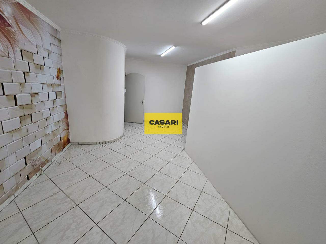 Sala para para aluguel no bairro Dos Casa, São Bernardo do Campo - Casari Imóveis: 