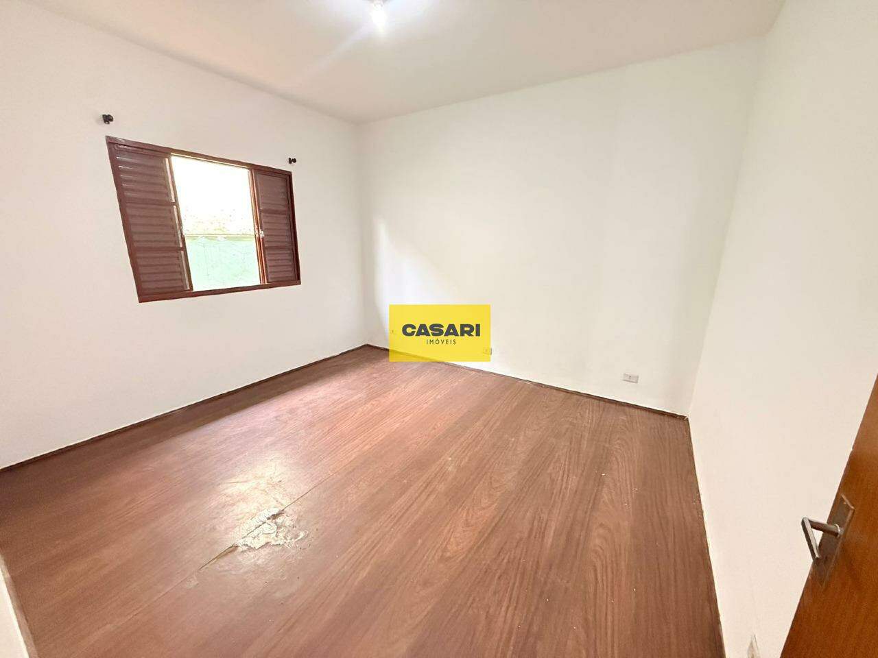 Casa para para aluguel no bairro Nova Petrópolis, São Bernardo do Campo - Casari Imóveis: 