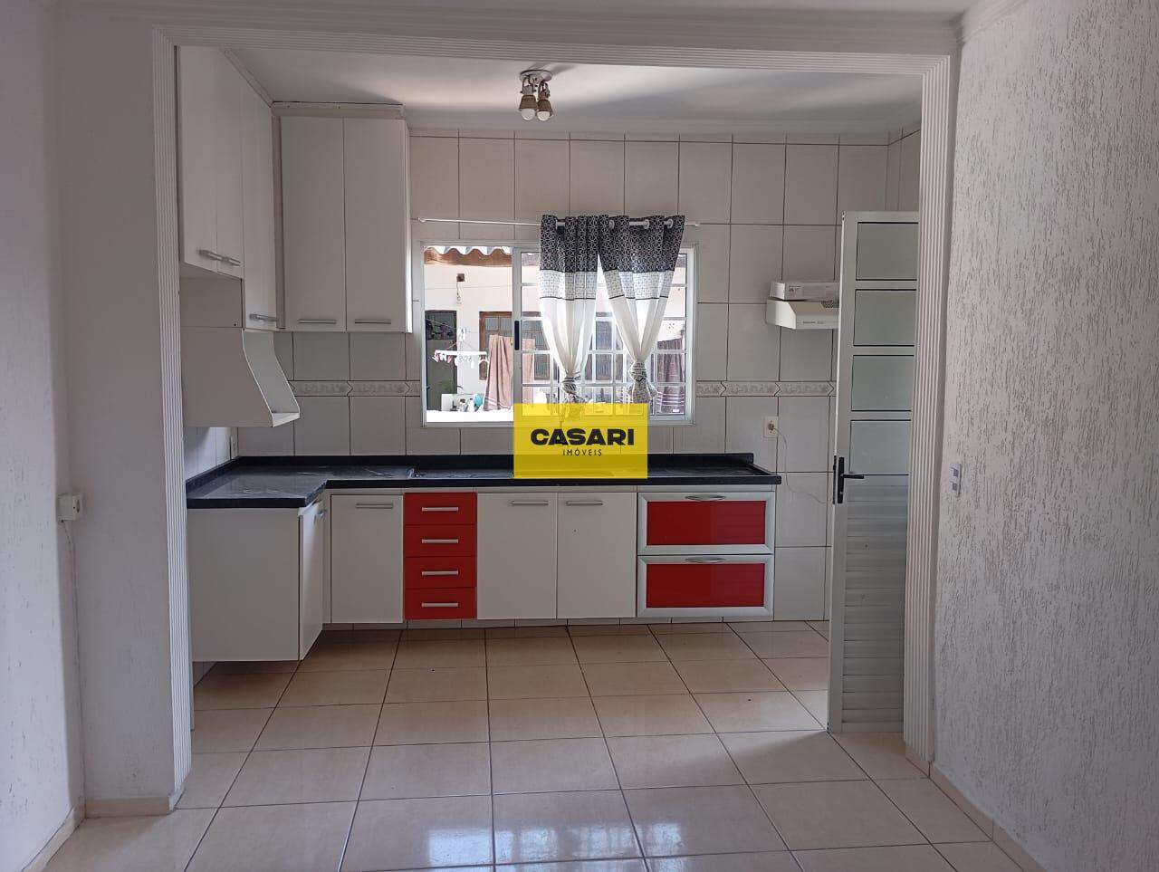 Casa para para aluguel no bairro Dos Casa, São Bernardo do Campo - Casari Imóveis: 