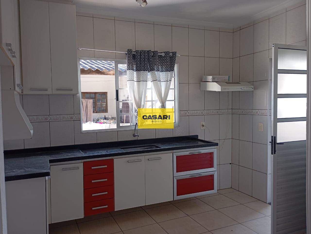 Casa para para aluguel no bairro Dos Casa, São Bernardo do Campo - Casari Imóveis: 