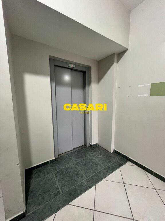 Sala para para aluguel no bairro Dos Casa, São Bernardo do Campo - Casari Imóveis: 