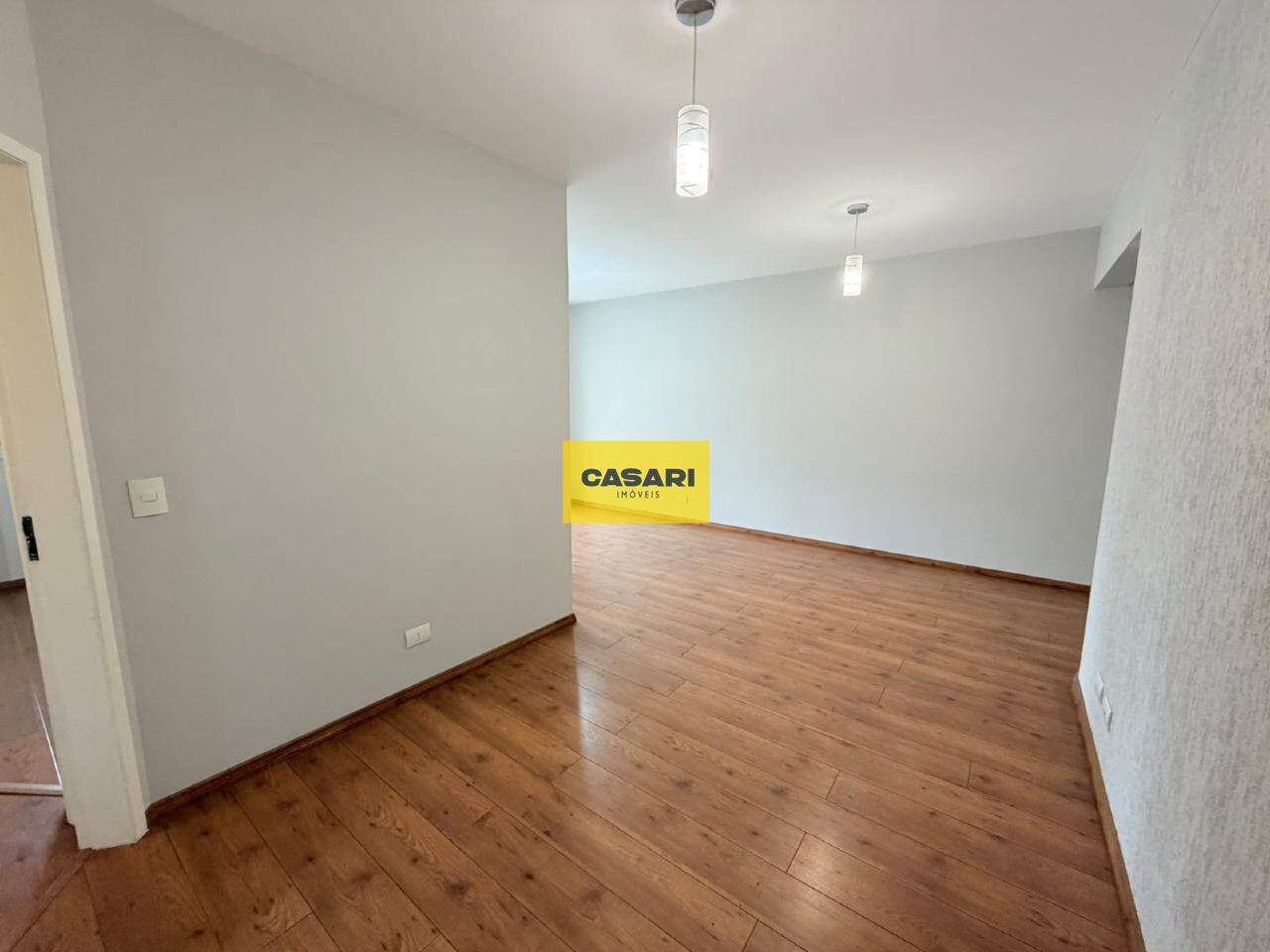 Apartamento para para aluguel no bairro Rudge Ramos, São Bernardo do Campo - Casari Imóveis: 