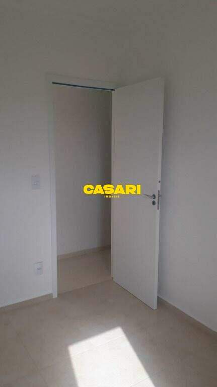 Apartamento para aluguel no Demarchi: 