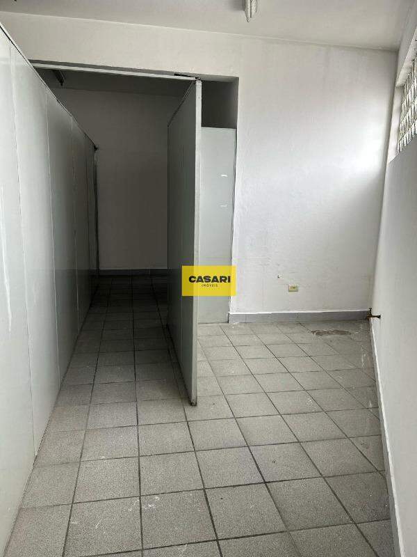 Sala para para aluguel no bairro Chácara Peres, Diadema - Casari Imóveis: 